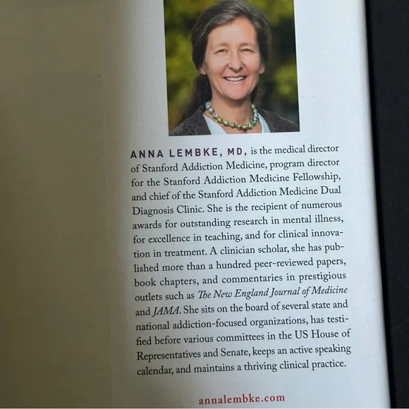 Dopamine Nation by Anna Lembke | Psychology, Neuroscience | Hardcover Book - Picture 8 of 11